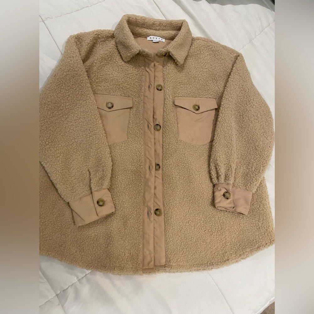 Hyfve Womens Sherpa shacket, NWOT size Large